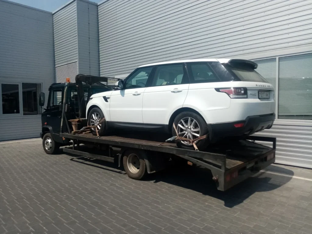 услуга эвакуатора для легкового автомобиля в Полоцук